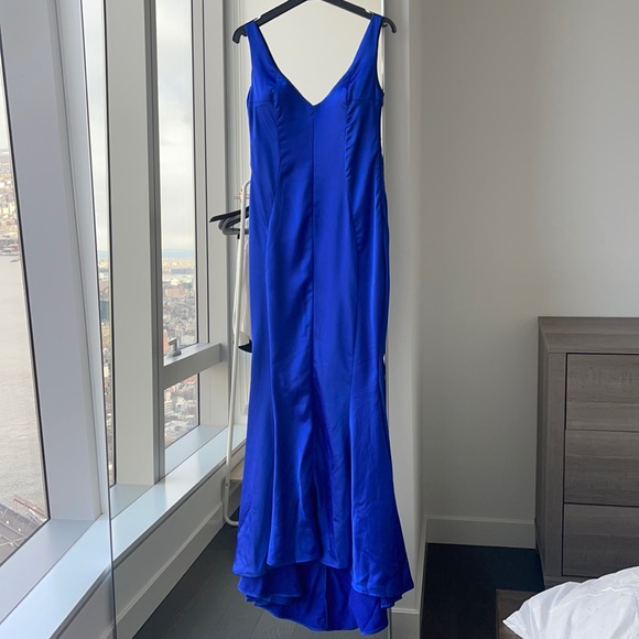 Custom made gown - Picture 1 of 4